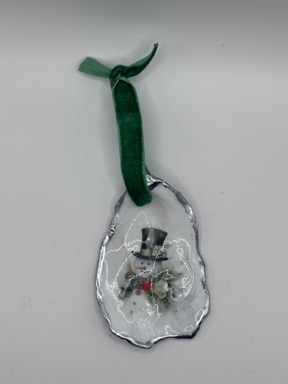 Holiday Snowman Oyster Shell Ornament with Green Velvet Ribbon - Home Holiday - Picture 3 of 4